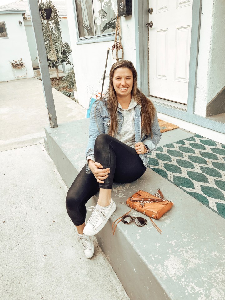 Travel Capsule Wardrobe: Week 1 of&nbsp;Outfits